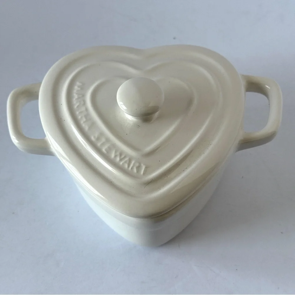 Martha Stewart Heart Cocottes Stoneware — Cream
